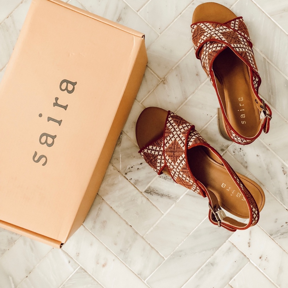 Anthro Sold Out Saira Pattern Sandals NWT
